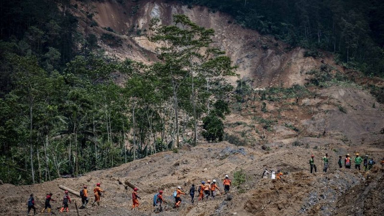 BNPB Hentikan Operasi SAR Longsor Banjarnegara, Total 17 Korban Meninggal