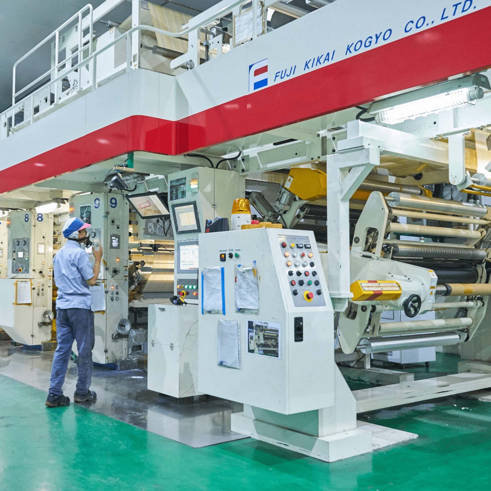 LCP Bangun Pabrik PET 720 KTA, Investasi USD 300 Juta Perkuat Industri Plastik Dalam Negeri