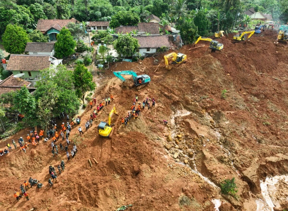 Cegah Dampak Siklon Tropis, BPBD Cilacap Perkuat Peringatan Dini dan Edukasi Masyarakat