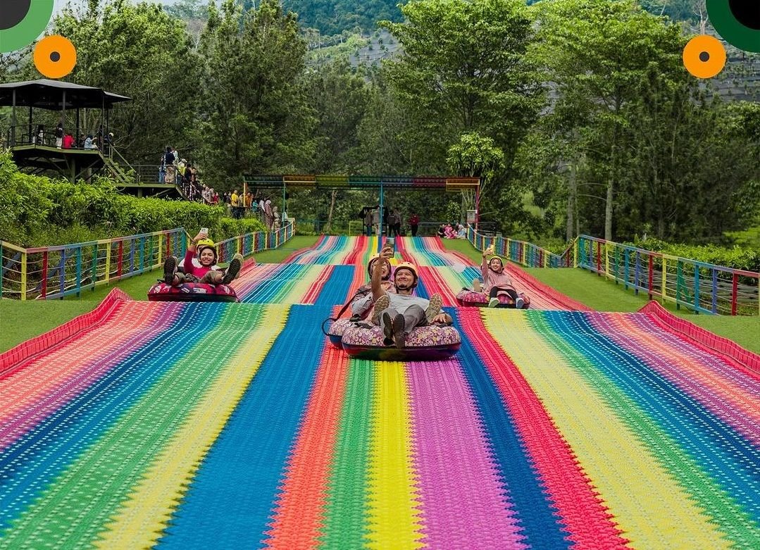 5 Hidden Gem Bandung & Sekitarnya Paling Viral untuk Liburan Misty dan Healing