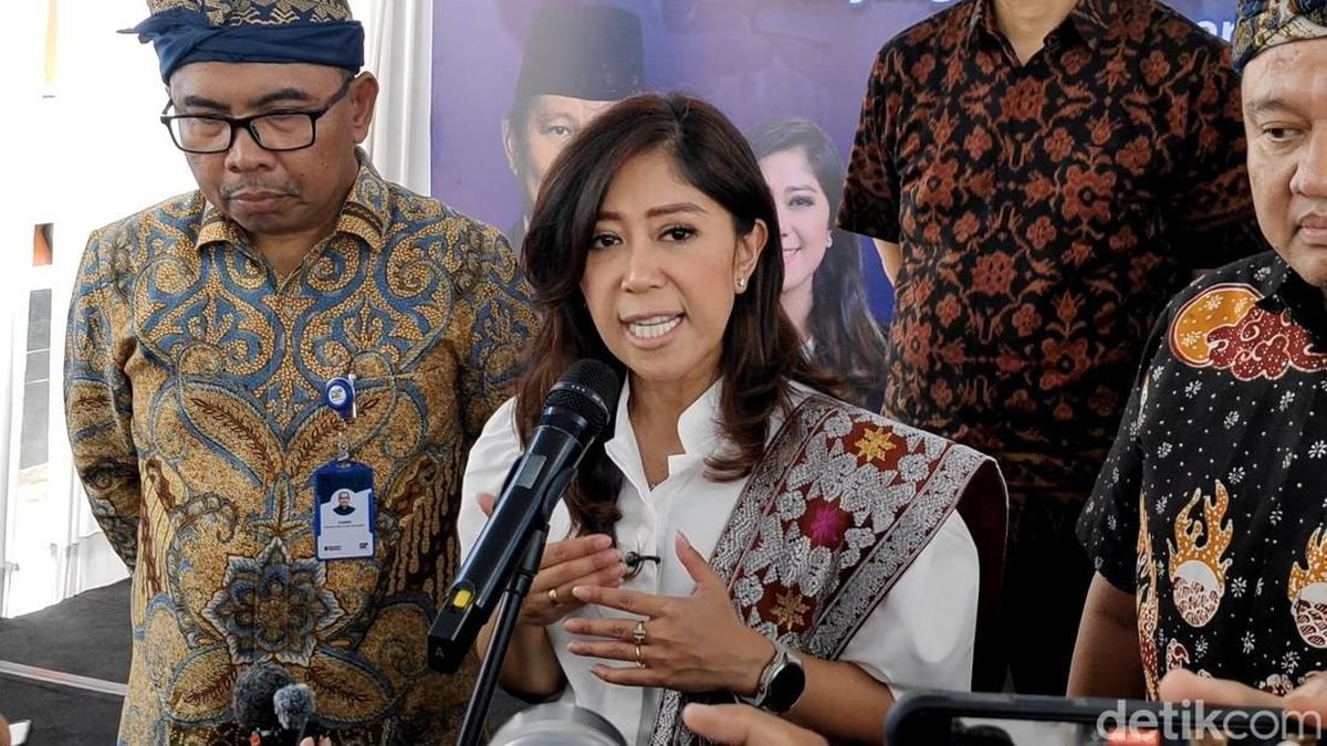 Menkomdigi Pastikan Pulihnya Internet Pascabanjir Aceh, Sumut, dan Sumbar Didukung Satelit dan Starlink