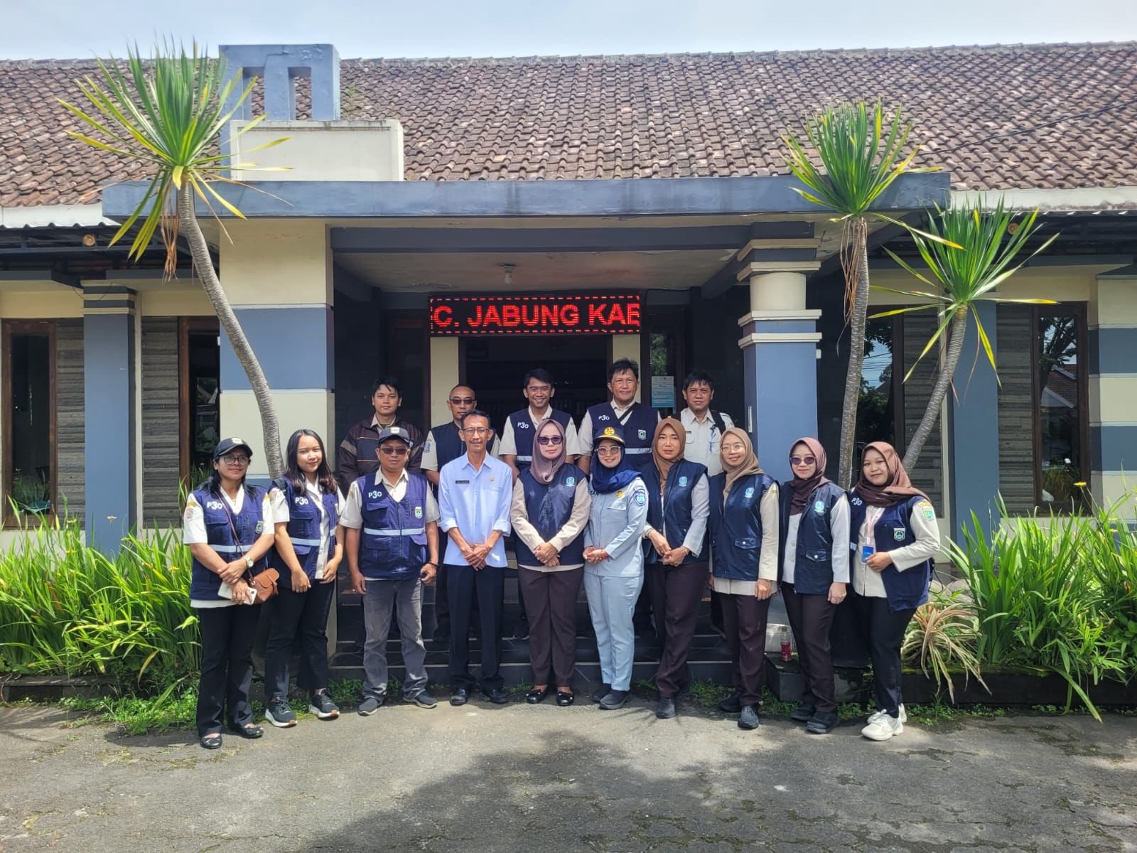 Jasa Raharja Cabang Malang Laksanakan Koordinasi dengan Kantor Desa Kemantren Terkait Layanan Samling “Bapak Desa”
