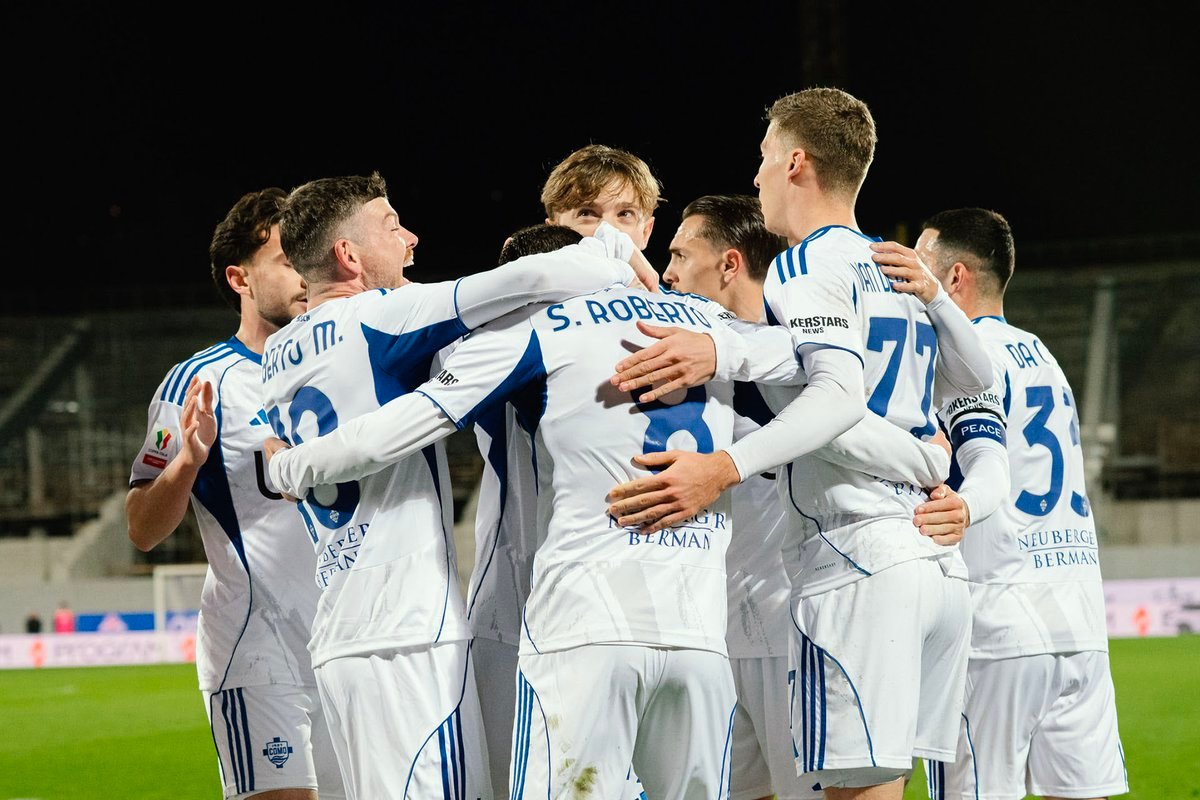 Como Tumbangkan Fiorentina 3-1, Melaju ke Perempat Final Piala Italia