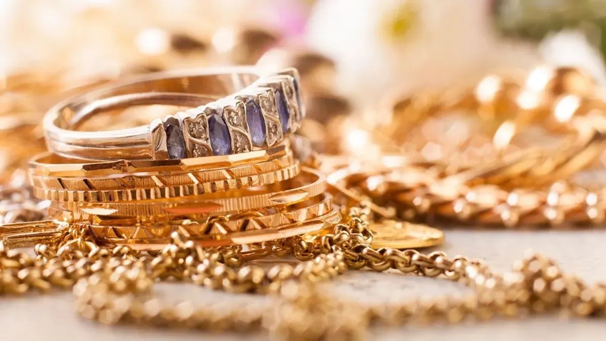 Pantauan Harga Emas Hari Ini: Perhiasan 24 Karat Bertahan di Angka Rp2,31 Juta