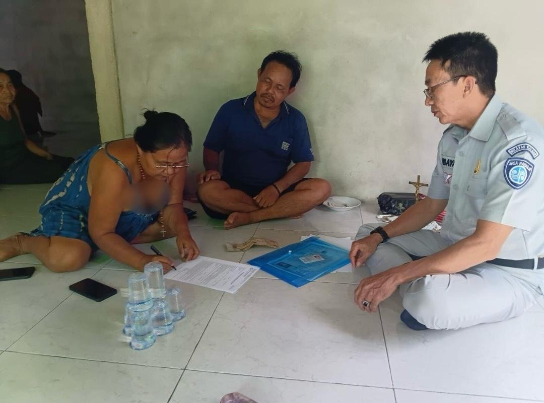 Jasa Raharja Cabang Sintang Melakukan Pendataan dan Verifikasi Ahli Waris Korban Kecelakaan Lalu Lintas di Kabupaten Sintang