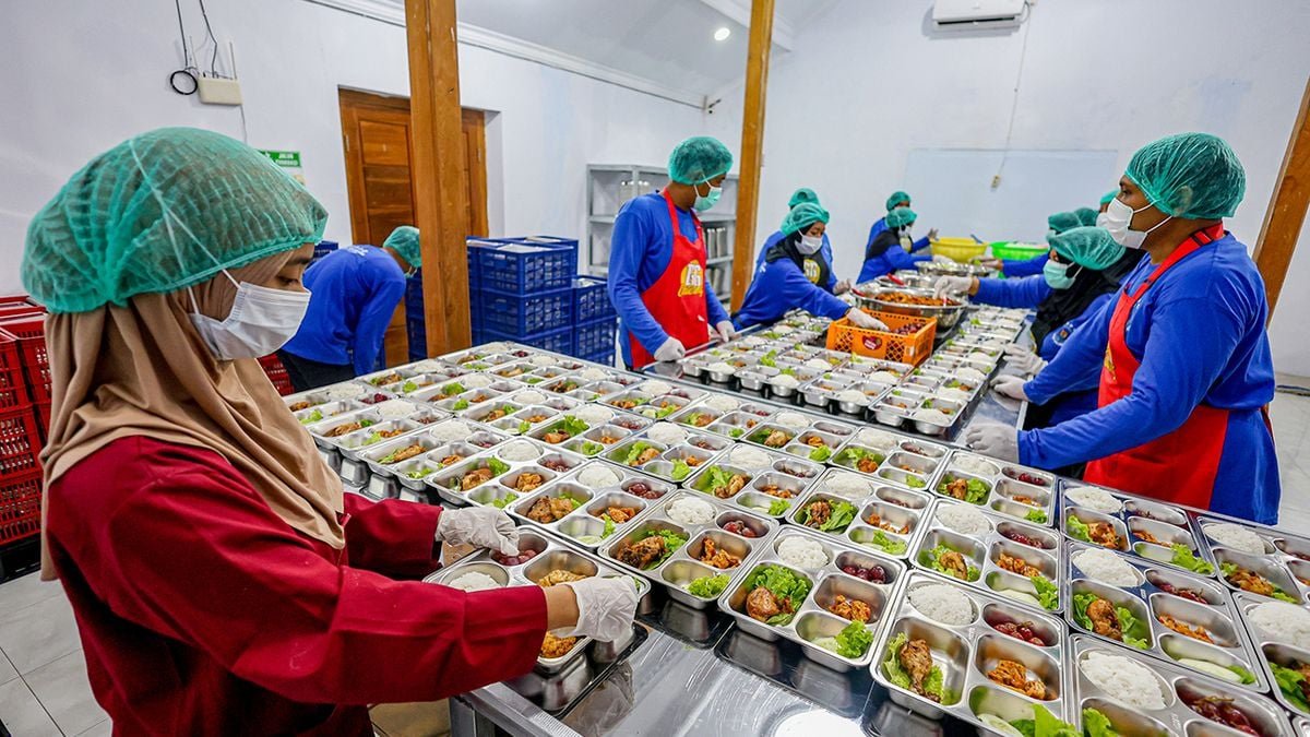 PDIP Larang Kader Terlibat Bisnis MBG dan SPPG, Tegaskan Program untuk Rakyat