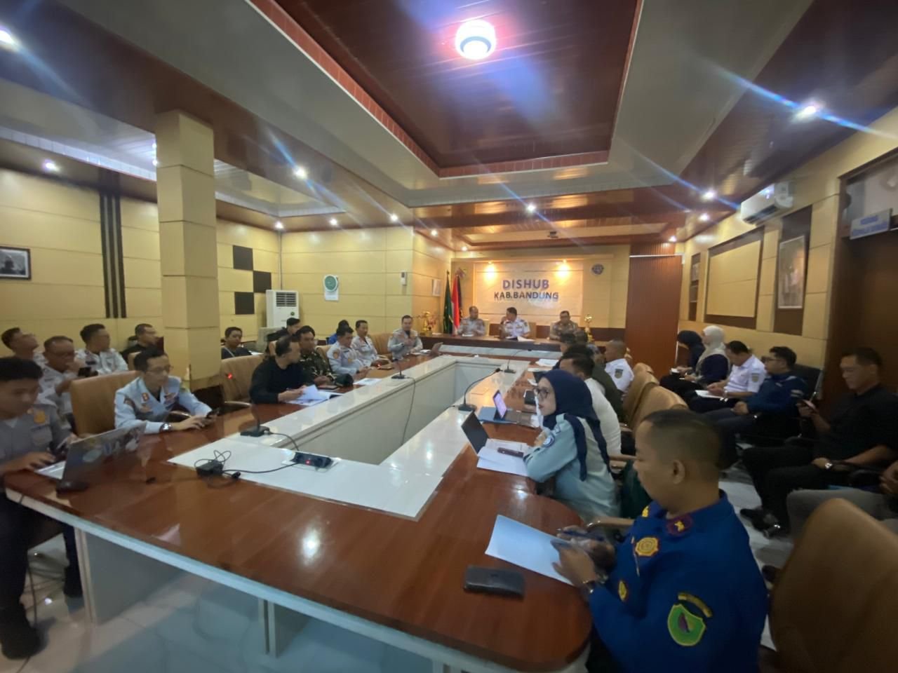 Forum Keselamatan Lalu Lintas Dan Angkutan Jalan (FKLLAJ) Kabupaten Bandung Bahas Kesiapan Mudik Lebaran 2026