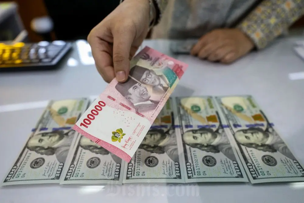 Kurs Rupiah Dibuka Turun 0,11 Persen, Kini Rp16.923/USD