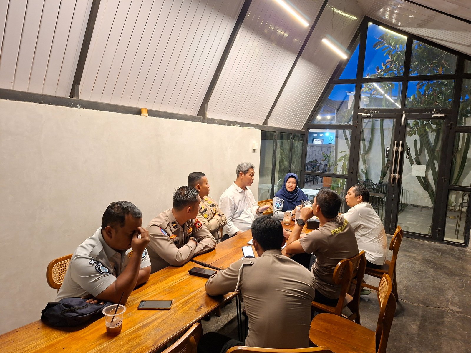 Perkuat Sinergi, Tim Pembina Samsat Induk Indramayu Koordinasi Implementasi Penanganan Pengaduan Masyarakat