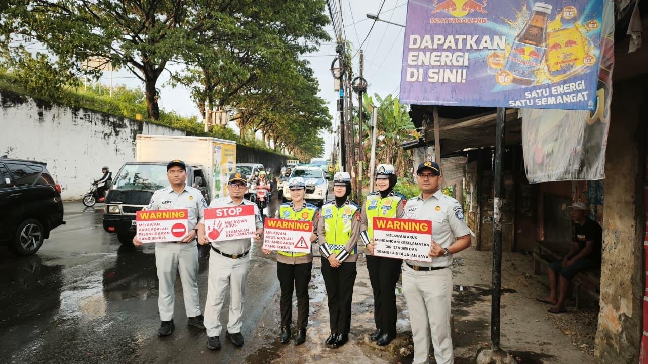 Sinergi Jasa Raharja dan Ditlantas Polda Sulsel: Gelar Patroli dan Safety Campaign di Titik Rawan Makassar