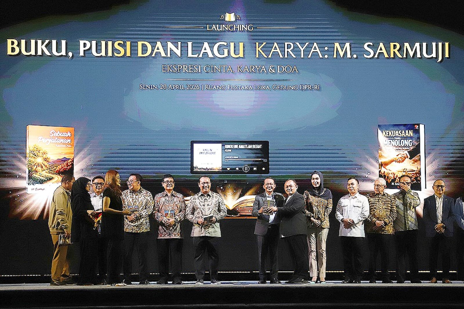 Sekjen Golkar Sarmuji Luncurkan Buku “Kekuasaan Yang Menolong”, Usung Politik untuk Rakyat