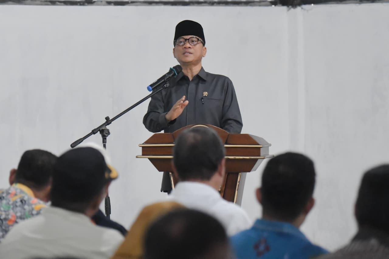 Mendes Yandri Tegaskan Dana Desa Tidak Dipotong, Hanya Tata Kelola Diperkuat