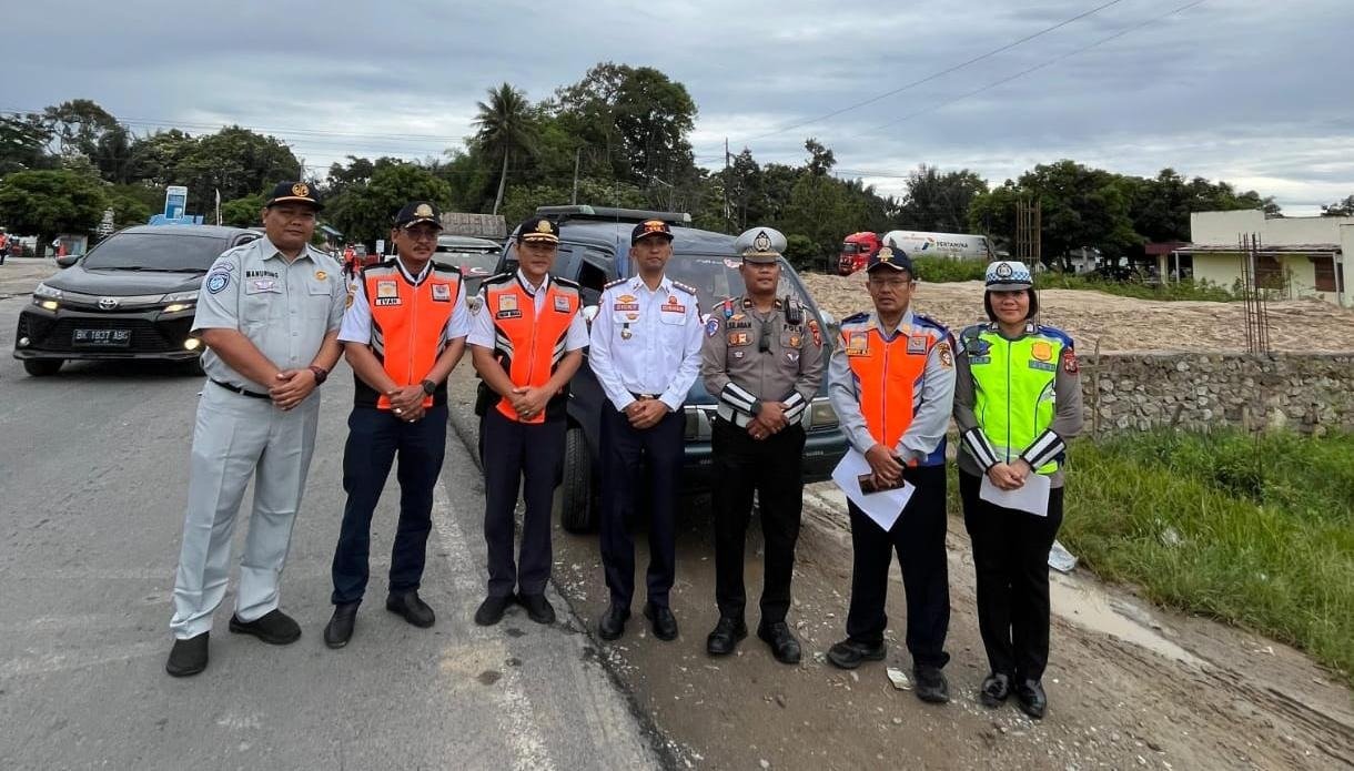 Jasa Raharja Bersama Dishub dan Satlantas Polres Toba Gelar Operasi Gabungan Keselamatan Lalu Lintas di Balige