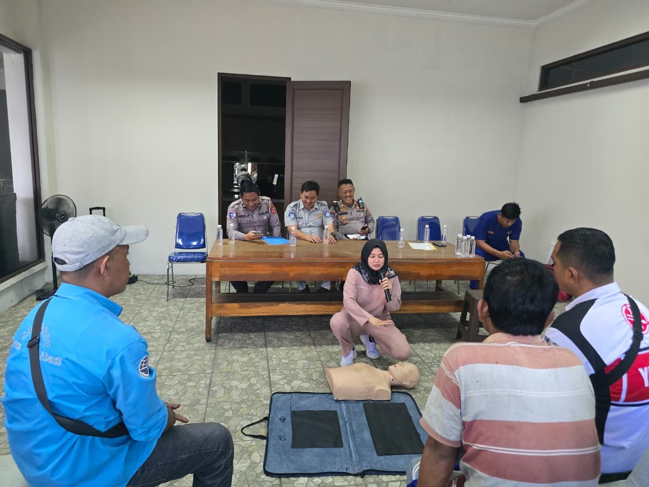 Tingkatkan Kesiapsiagaan Masyarakat, Jasa Raharja Cabang Cirebon Gelar Pelatihan Pertolongan Pertama Gawat Darurat (PPGD) Di PT Sahabat Prima Abadi Kota Cirebon