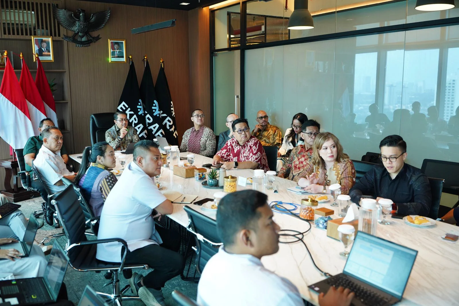 Menteri Ekraf Soroti Tantangan Monetisasi IP Kreatif Anak Muda