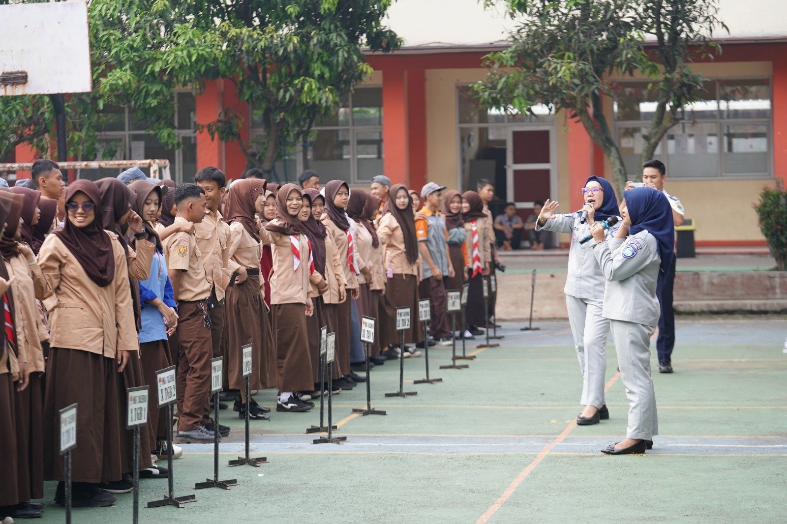 Jasa Raharja Jabar Kolaborasi Bersama Dishub Kabupaten Bandung dalam Giat Safety Campaign di SMKN 7 Baleendah