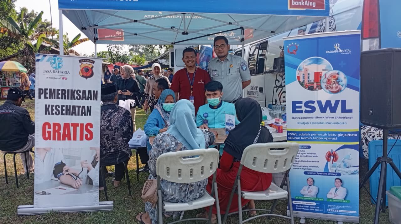 Jasa Raharja Purwakarta Dukung Layanan Samsat Keliling dan Pemeriksaan Kesehatan di Gempungan Cibatu