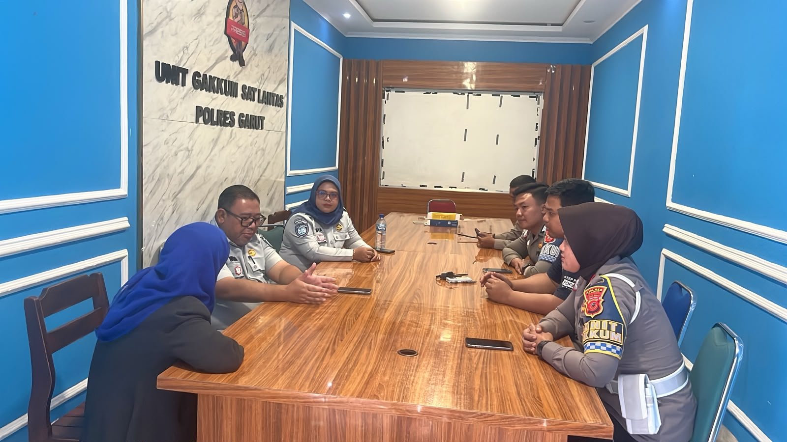 PT Jasa Raharja Cabang Tasikmalaya Perkuat Koordinasi dengan Unit Gakkum Polres Garut untuk Percepatan Penanganan Korban Kecelakaan Lalu Lintas