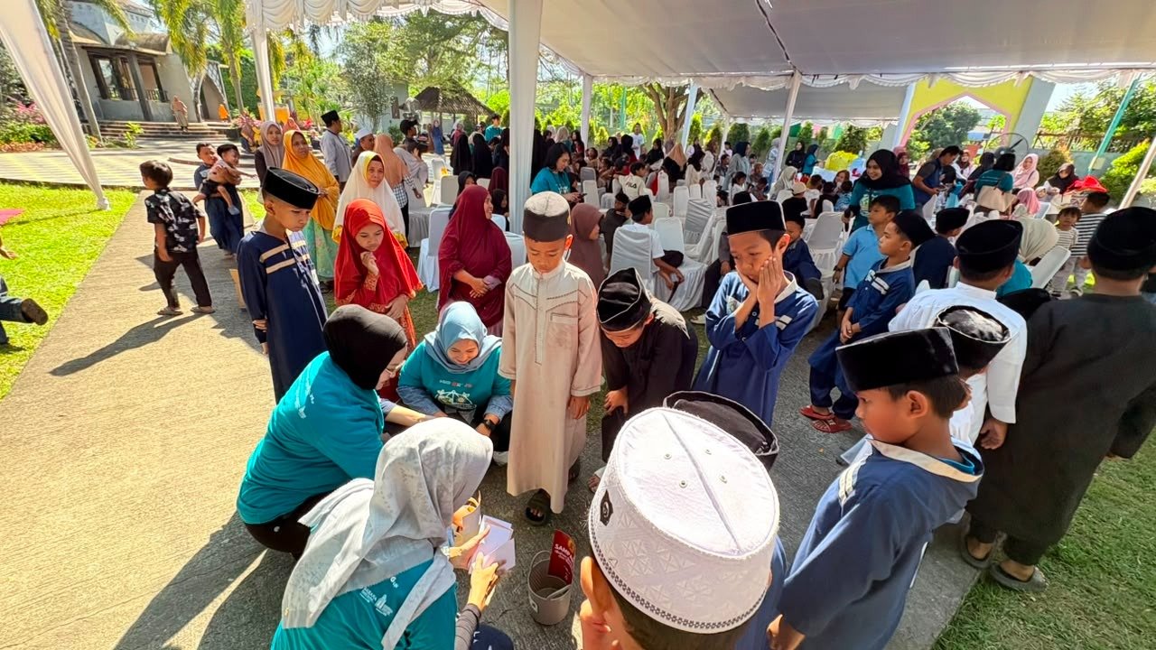 Jasa Raharja NTB Bersama Srikandi IFG Peringati Hari Anak Nasional Melalui Edukasi Eco Culture