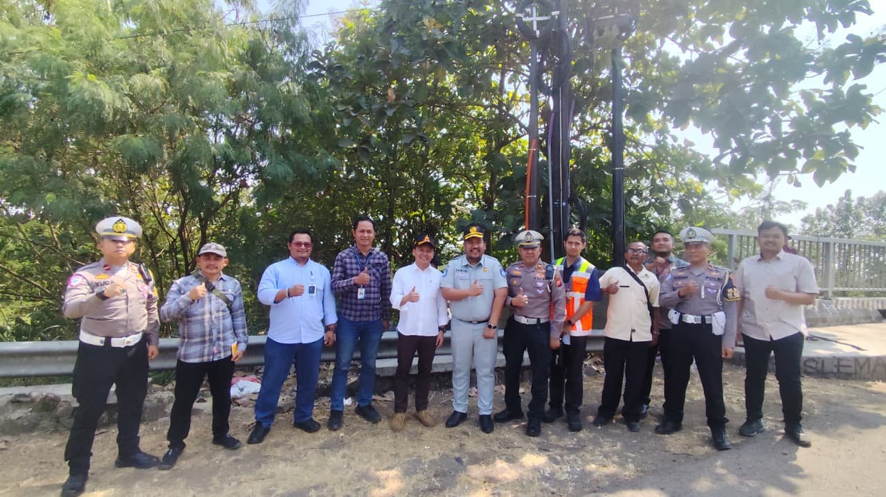 Jasa Raharja Bersama Lima Pilar Keselamatan Laksanakan Survei Lapangan pada Titik Prioritas di Kabupaten Subang