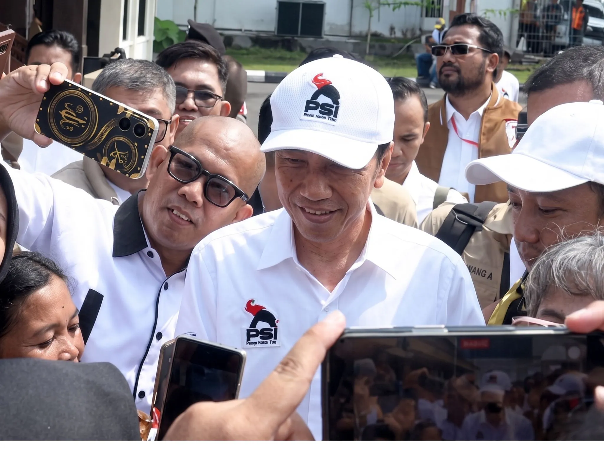 PDIP Sebut Rencana Blusukan Jokowi di Jateng Cerminkan Kesombongan PSI