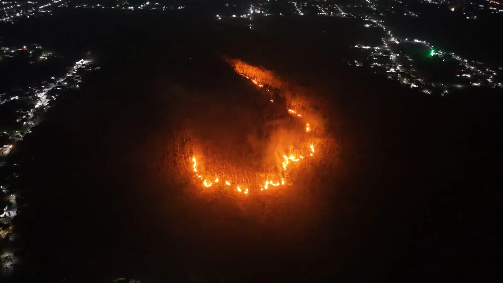Karhutla Gunung Gombak Ponorogo Berhasil Dipadamkan, 15 Hektare Lahan Terbakar
