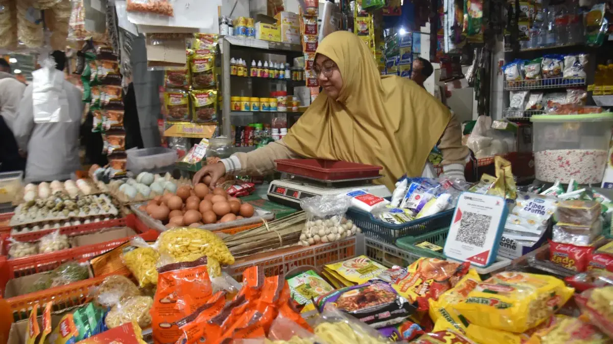PIHPS: Harga Cabai Rawit Merah Rp54.400 per Kg, Telur Ayam Ras Rp29.600 per Kg