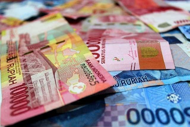 Awal Juli, Rupiah Dibuka di Zona Merah terhadap Dolar Amerika Serikat