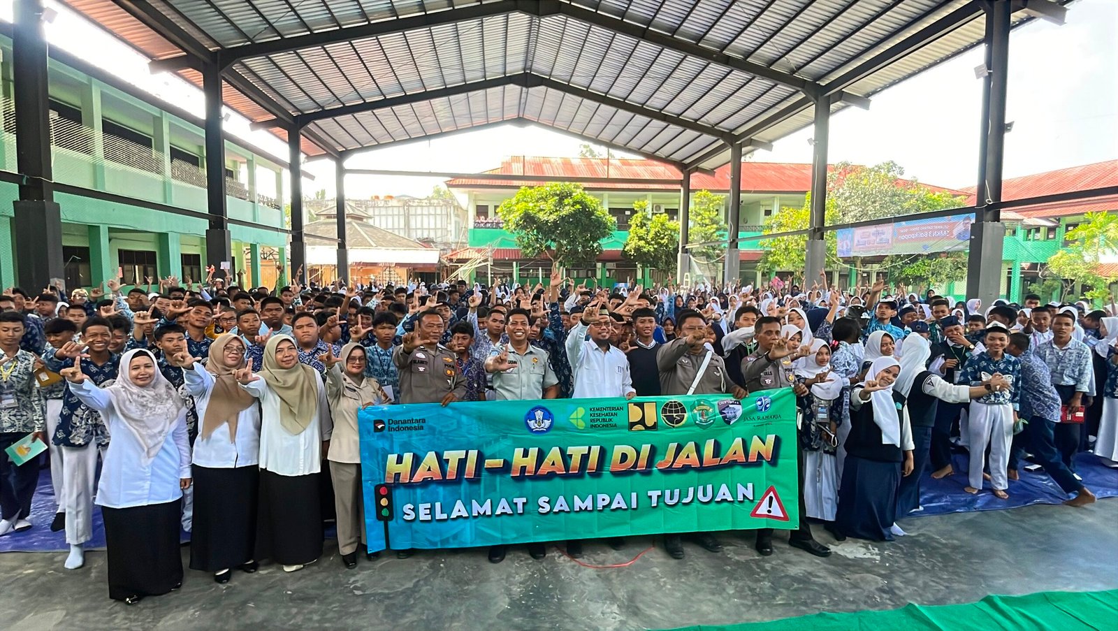 Perkuat Budaya Keselamatan, Jasa Raharja Gelar PPKL dan Safety Campaign bagi Guru dan Siswa SMK Negeri 3 Balikpapan