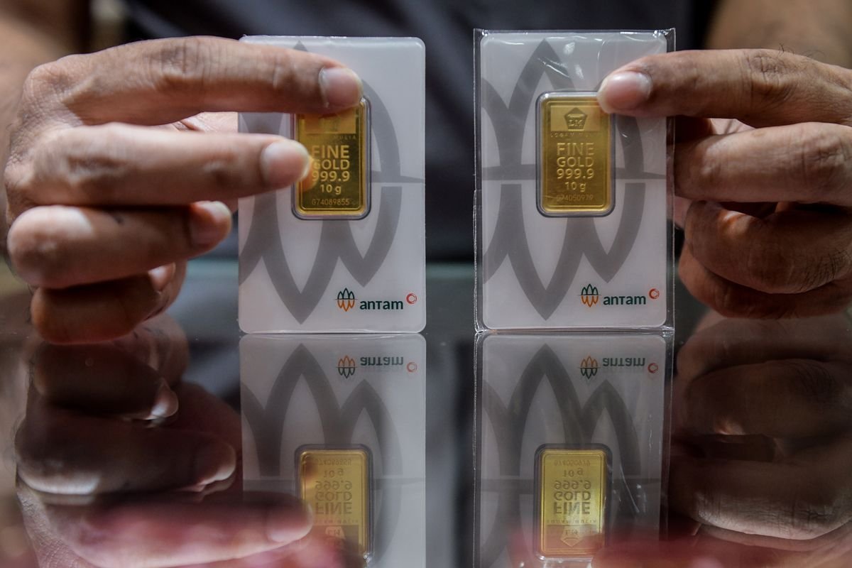 Update Harga Emas Antam 18 Juli 2026: Naik Rp8.000 per Gram, Buyback Rp2,349 Juta