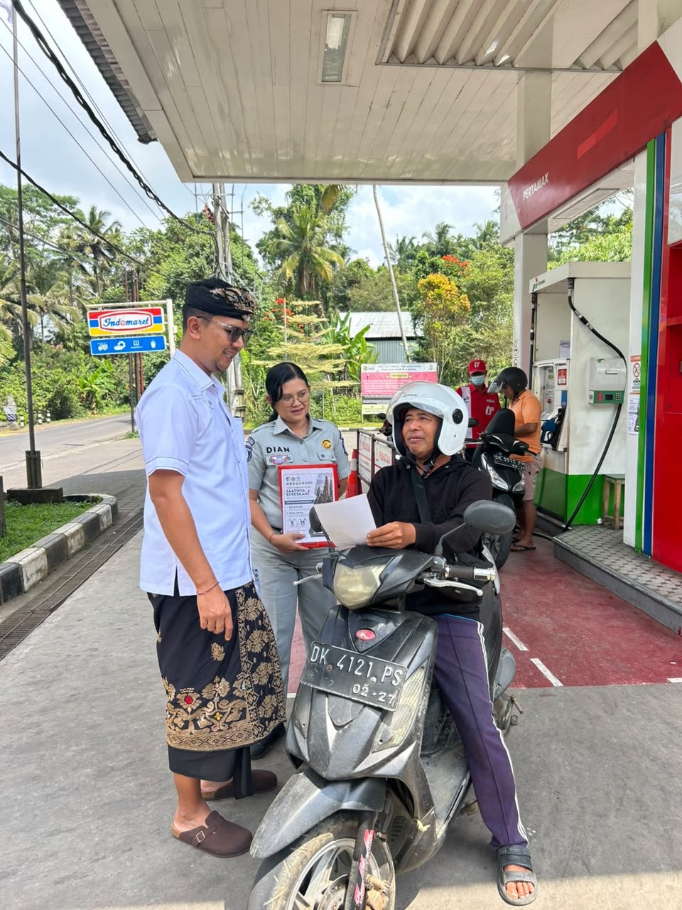 Ruang Publik Jadi Sasaran, Tim Pembina Samsat Bangli Sosialisasikan Informasi Relaksasi Pajak Provinsi Bali 2026