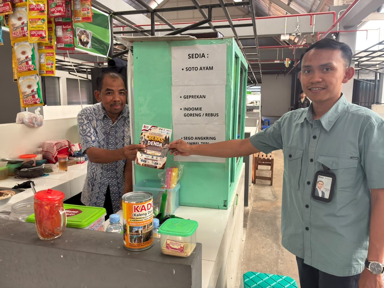 Dekatkan Informasi kepada Masyarakat, Jasa Raharja Gaungkan Program Bebas Denda di Pasar Terban
