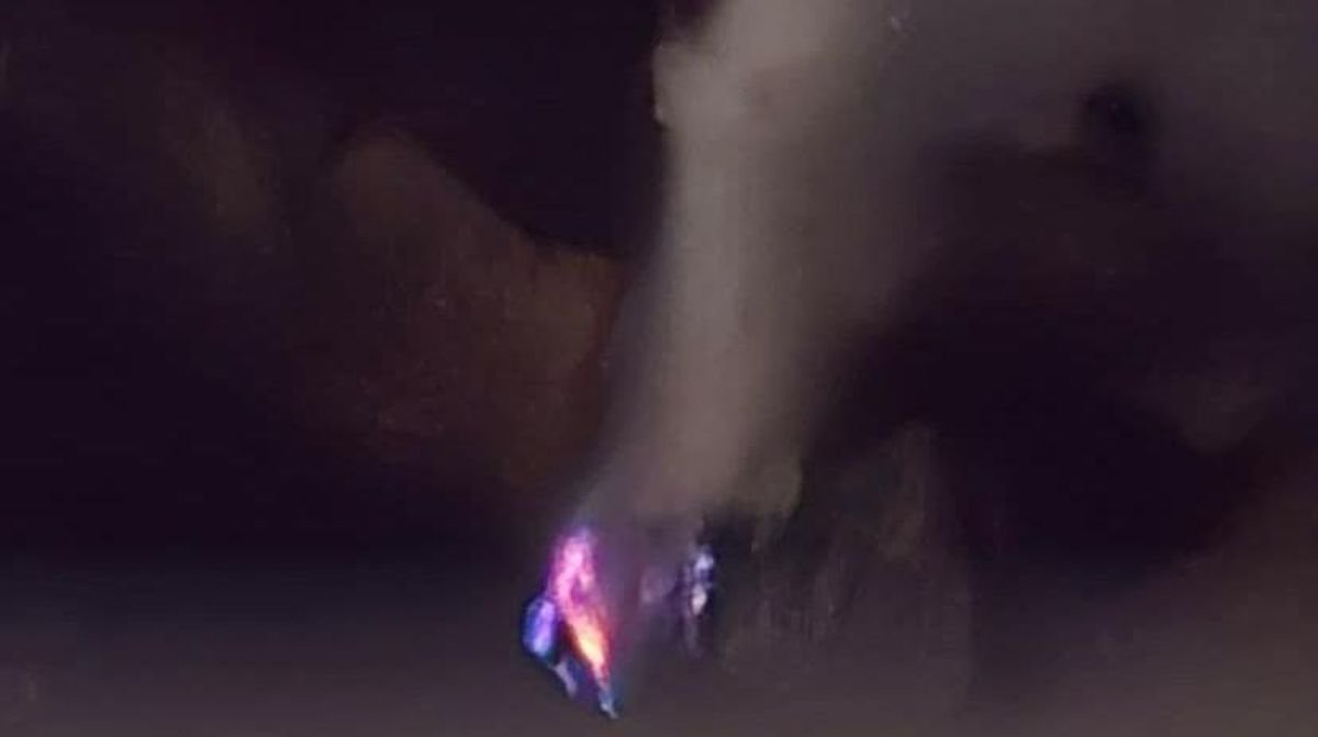 Api Biru Muncul di Kawah Papandayan, Badan Geologi Kaji Potensi Bahayanya