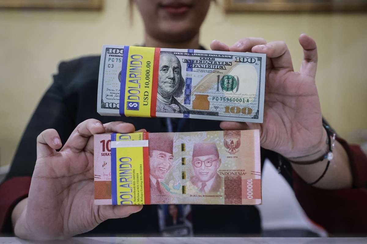 Rupiah Hari Ini Menguat ke Rp17.695 per Dolar AS